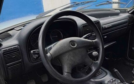 ГАЗ 31105 «Волга», 2004 год, 240 000 рублей, 9 фотография