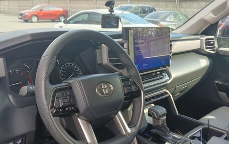 Toyota Tundra, 2022 год, 7 500 000 рублей, 15 фотография