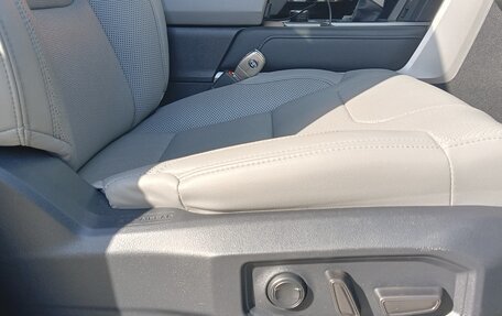 Toyota Tundra, 2022 год, 7 500 000 рублей, 18 фотография