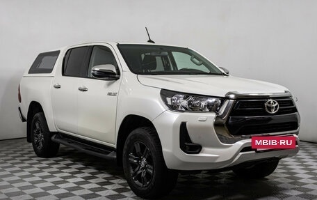 Toyota Hilux VIII, 2021 год, 4 298 000 рублей, 3 фотография