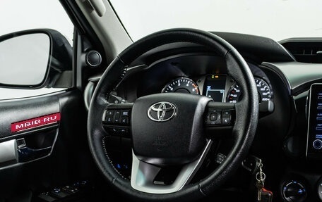 Toyota Hilux VIII, 2021 год, 4 298 000 рублей, 10 фотография