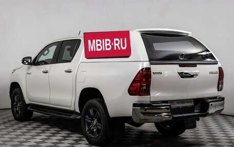 Toyota Hilux VIII, 2021 год, 4 298 000 рублей, 7 фотография