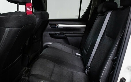 Toyota Hilux VIII, 2021 год, 4 298 000 рублей, 13 фотография