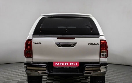 Toyota Hilux VIII, 2021 год, 4 298 000 рублей, 6 фотография