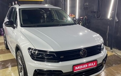 Volkswagen Tiguan II, 2019 год, 3 700 000 рублей, 1 фотография