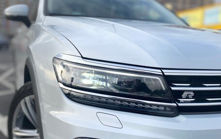 Volkswagen Tiguan II, 2019 год, 3 700 000 рублей, 4 фотография