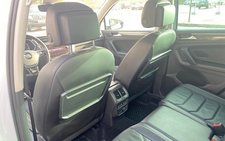 Volkswagen Tiguan II, 2019 год, 3 700 000 рублей, 10 фотография