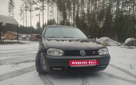 Volkswagen Golf IV, 2003 год, 550 000 рублей, 2 фотография