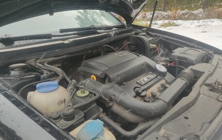 Volkswagen Golf IV, 2003 год, 550 000 рублей, 24 фотография