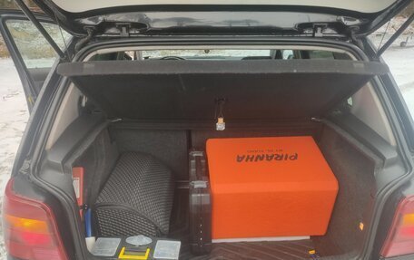 Volkswagen Golf IV, 2003 год, 550 000 рублей, 26 фотография