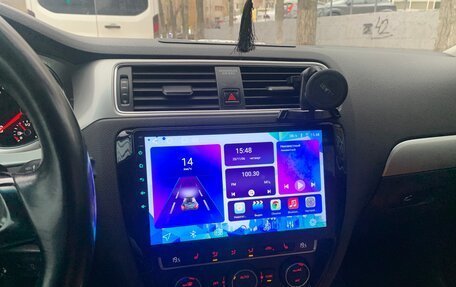 Volkswagen Jetta VI, 2018 год, 1 250 000 рублей, 8 фотография