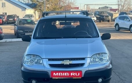 Chevrolet Niva I рестайлинг, 2011 год, 558 000 рублей, 3 фотография
