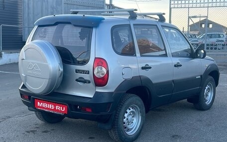 Chevrolet Niva I рестайлинг, 2011 год, 558 000 рублей, 2 фотография