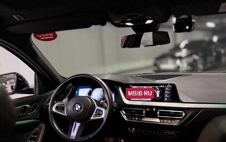 BMW 1 серия, 2021 год, 2 300 000 рублей, 7 фотография