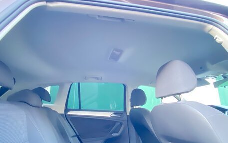 Volkswagen Tiguan II, 2018 год, 2 300 000 рублей, 11 фотография