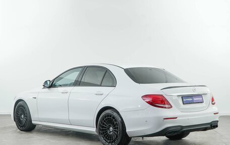 Mercedes-Benz E-Класс, 2019 год, 3 298 097 рублей, 2 фотография