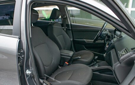 KIA Rio III рестайлинг, 2015 год, 990 000 рублей, 8 фотография