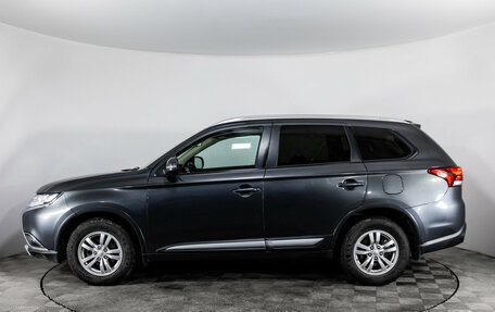 Mitsubishi Outlander III рестайлинг 3, 2016 год, 1 449 000 рублей, 8 фотография