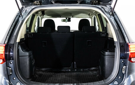 Mitsubishi Outlander III рестайлинг 3, 2016 год, 1 449 000 рублей, 18 фотография