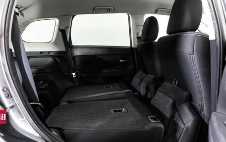 Mitsubishi Outlander III рестайлинг 3, 2016 год, 1 449 000 рублей, 17 фотография