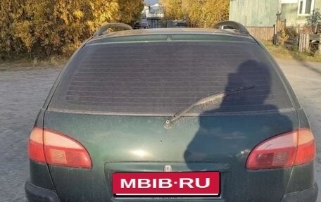 Toyota Avensis III рестайлинг, 2001 год, 550 000 рублей, 3 фотография