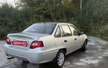 Daewoo Nexia I рестайлинг, 2008 год, 180 000 рублей, 3 фотография