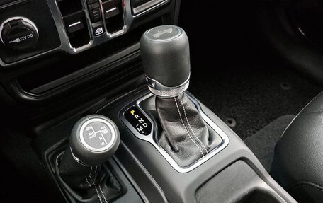 Jeep Wrangler, 2022 год, 4 210 000 рублей, 9 фотография