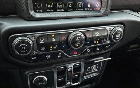 Jeep Wrangler, 2022 год, 4 210 000 рублей, 18 фотография