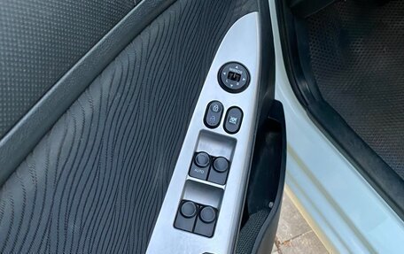 Hyundai Solaris II рестайлинг, 2011 год, 980 000 рублей, 10 фотография