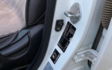 Hyundai Solaris II рестайлинг, 2011 год, 980 000 рублей, 18 фотография