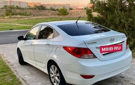 Hyundai Solaris II рестайлинг, 2011 год, 980 000 рублей, 7 фотография