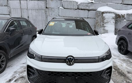 Volkswagen Tiguan, 2025 год, 4 600 000 рублей, 2 фотография