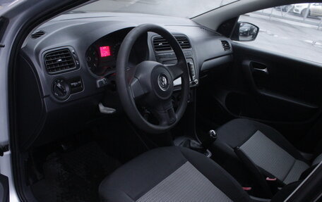 Volkswagen Polo VI (EU Market), 2011 год, 690 000 рублей, 5 фотография