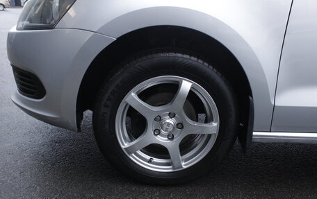 Volkswagen Polo VI (EU Market), 2011 год, 690 000 рублей, 21 фотография