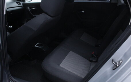 Volkswagen Polo VI (EU Market), 2011 год, 690 000 рублей, 16 фотография