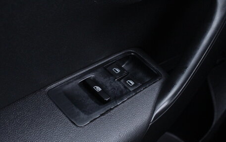 Volkswagen Polo VI (EU Market), 2011 год, 690 000 рублей, 15 фотография