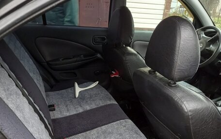 Nissan Almera, 2004 год, 140 000 рублей, 3 фотография