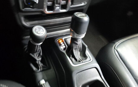 Jeep Wrangler, 2021 год, 4 380 000 рублей, 9 фотография