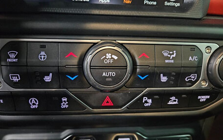 Jeep Wrangler, 2022 год, 4 260 000 рублей, 17 фотография