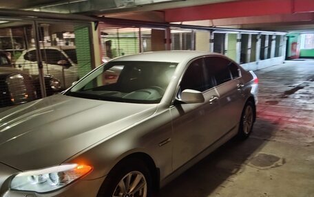 BMW 5 серия, 2011 год, 2 000 000 рублей, 14 фотография