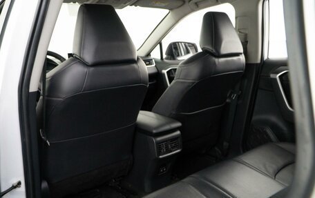 Toyota RAV4, 2020 год, 3 479 444 рублей, 11 фотография