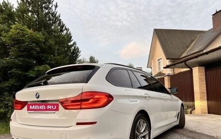 BMW 5 серия, 2019 год, 3 300 000 рублей, 2 фотография