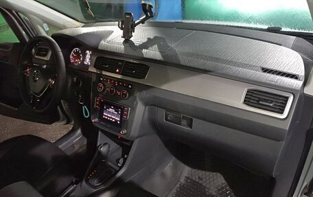 Volkswagen Caddy IV, 2017 год, 1 699 999 рублей, 7 фотография