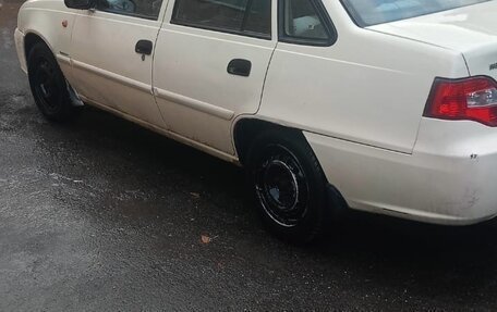 Daewoo Nexia I рестайлинг, 2009 год, 200 000 рублей, 5 фотография