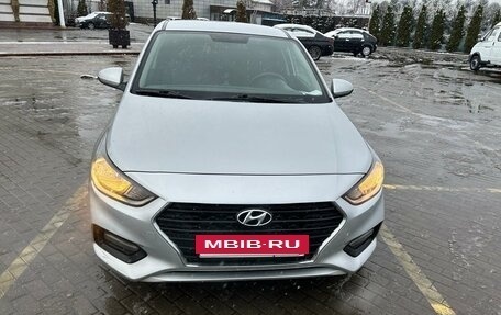 Hyundai Solaris II рестайлинг, 2020 год, 1 350 000 рублей, 2 фотография