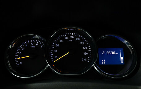 Renault Logan II, 2015 год, 449 777 рублей, 12 фотография