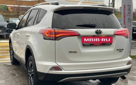 Toyota RAV4, 2018 год, 2 239 000 рублей, 7 фотография