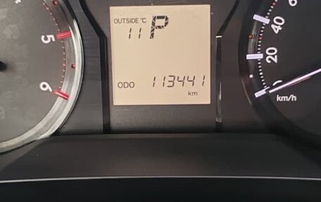 Toyota Land Cruiser Prado 150 рестайлинг 2, 2018 год, 4 800 000 рублей, 6 фотография