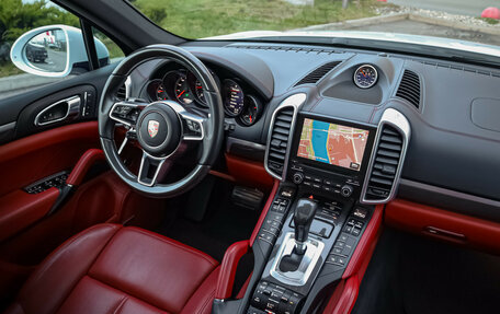 Porsche Cayenne III, 2016 год, 4 629 898 рублей, 10 фотография