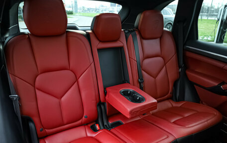 Porsche Cayenne III, 2016 год, 4 629 898 рублей, 29 фотография